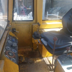 Челен товарач Друга марка Hanomag ferguson, снимка 4