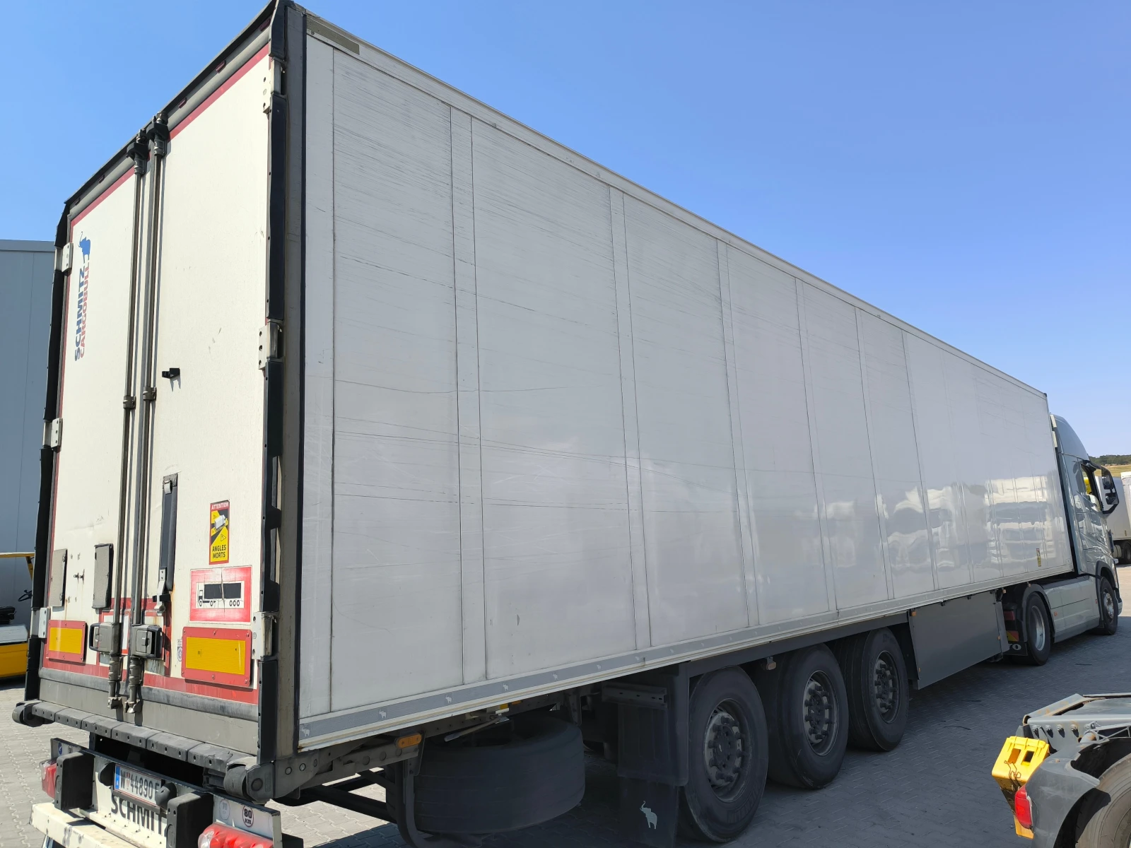  Schmitz   | Mobile.bg   3