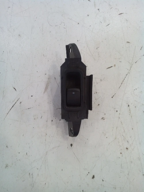 Задно дасно копче ел.стъкло за Субару Аутбек (задно дясно)