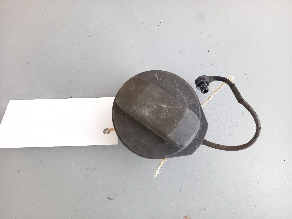 Капачка резервоар вътрешна Фолксваген Голф 4 1.4Б (к)