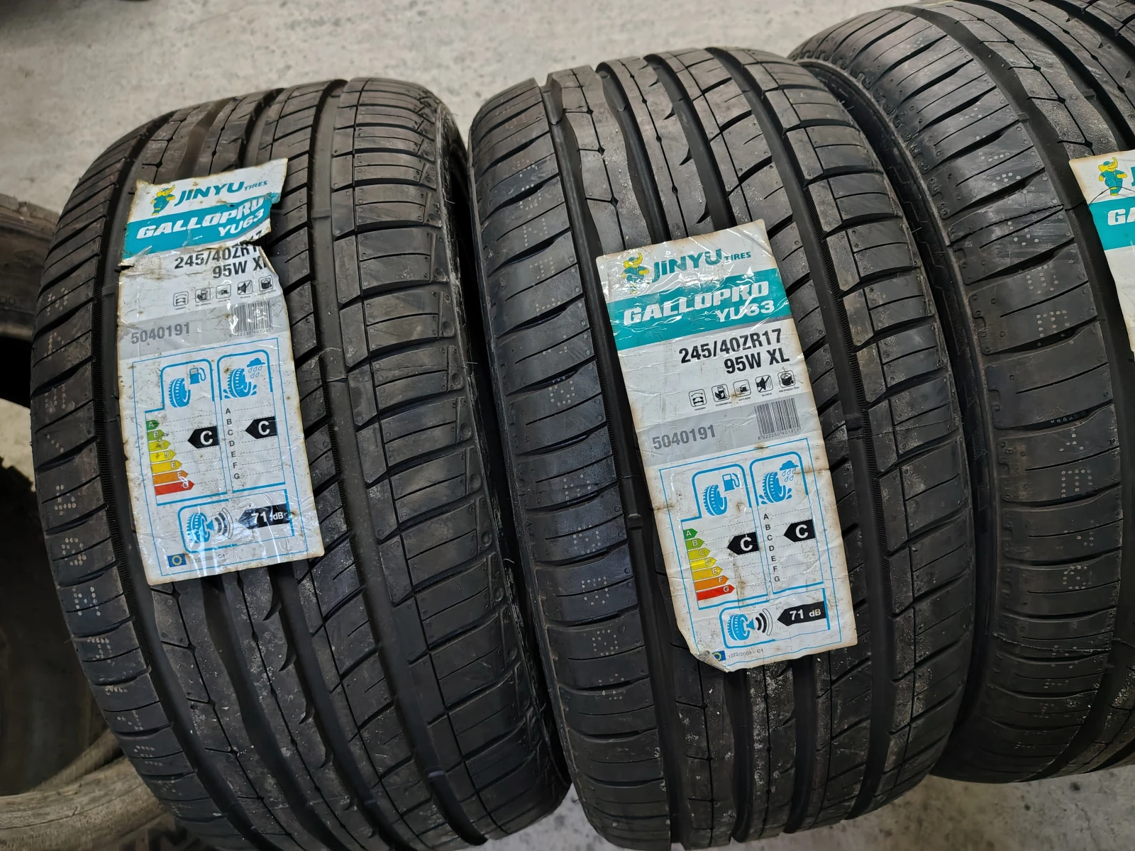  245/40R17 | Mobile.bg   3