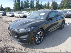 Ford Mustang Mach-E Premium, снимка 2