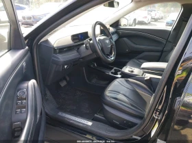 Ford Mustang Mach-E Premium, снимка 5