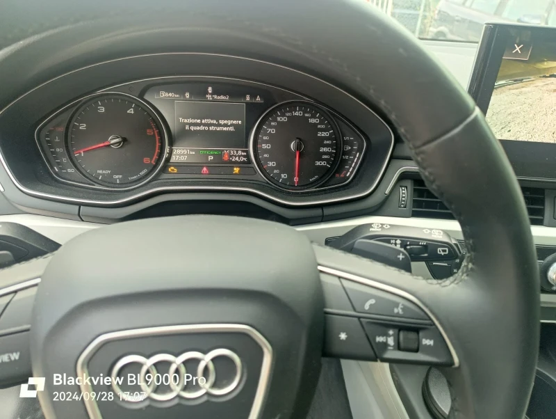 Audi A4 2.0 tdi, снимка 7 - Автомобили и джипове - 47935543