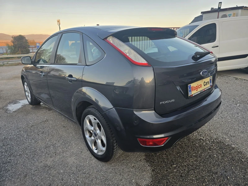 Ford Focus 1.6i GAZ, снимка 5 - Автомобили и джипове - 47854016