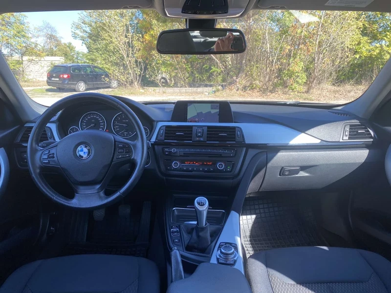 BMW 320 I, снимка 7 - Автомобили и джипове - 47922311