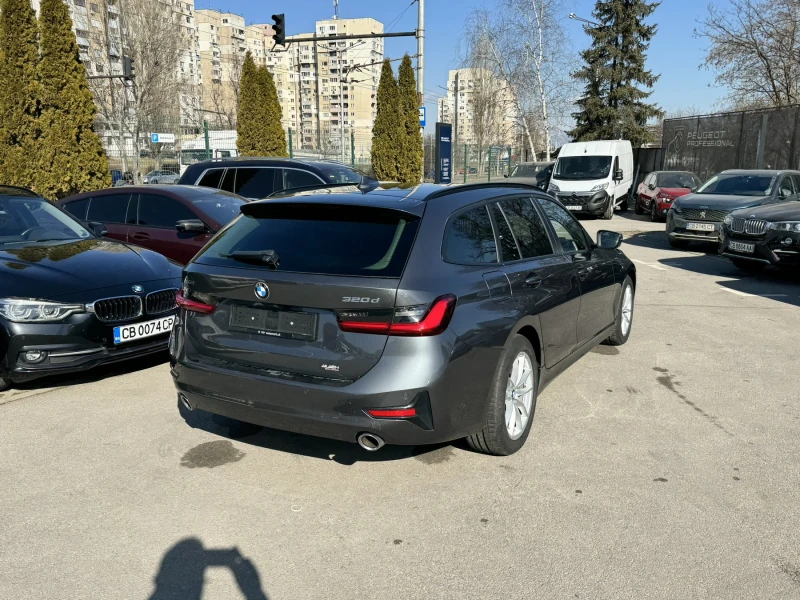 BMW 320 Model Advantage, снимка 5 - Автомобили и джипове - 48090717