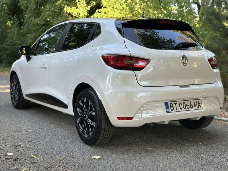 Renault Clio 1, 2/75к.с., снимка 10 - Автомобили и джипове - 52874141