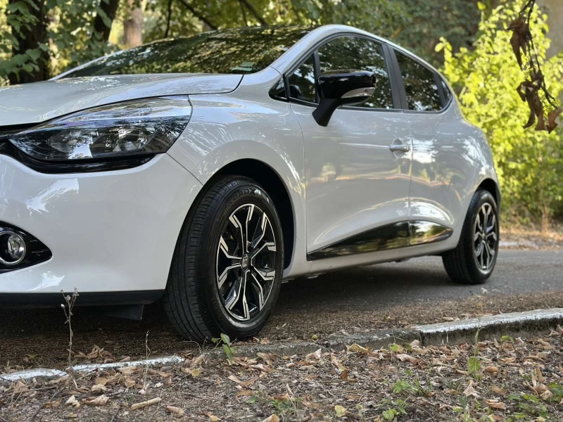 Renault Clio 1, 2/75к.с., снимка 6 - Автомобили и джипове - 52874141