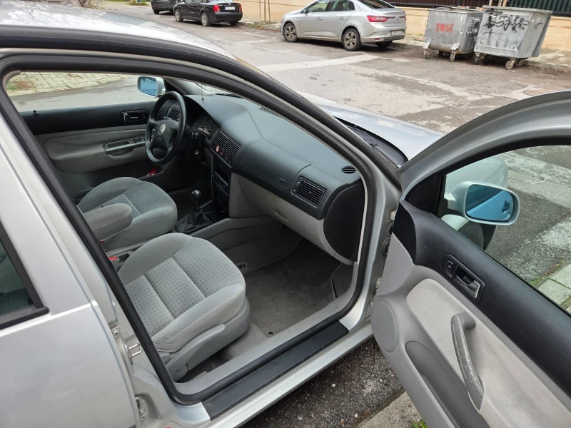 VW Golf, снимка 8 - Автомобили и джипове - 52590815