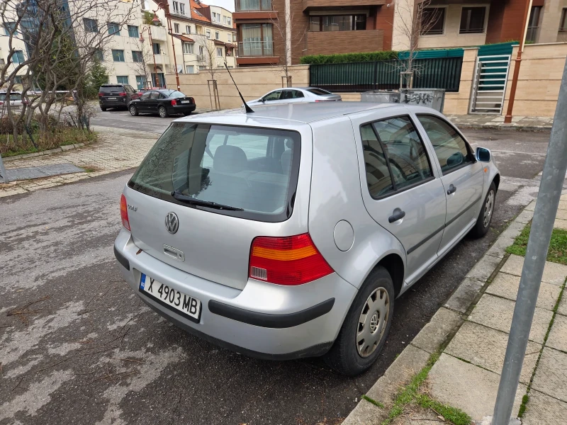 VW Golf, снимка 3 - Автомобили и джипове - 52590815