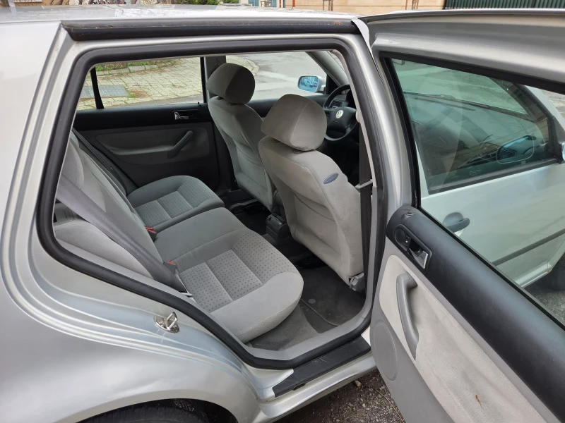 VW Golf, снимка 7 - Автомобили и джипове - 52590815