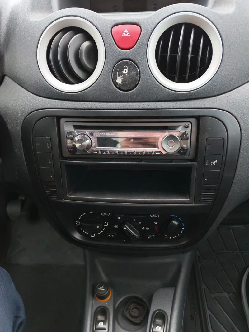 Citroen C3, снимка 5 - Автомобили и джипове - 52631058