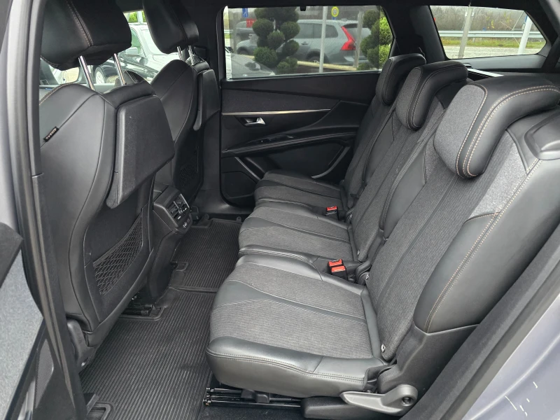 Peugeot 5008 1.5 GTline 131кс ! ! РЕАЛНИ КИЛОМЕТРИ, снимка 14 - Автомобили и джипове - 52659664