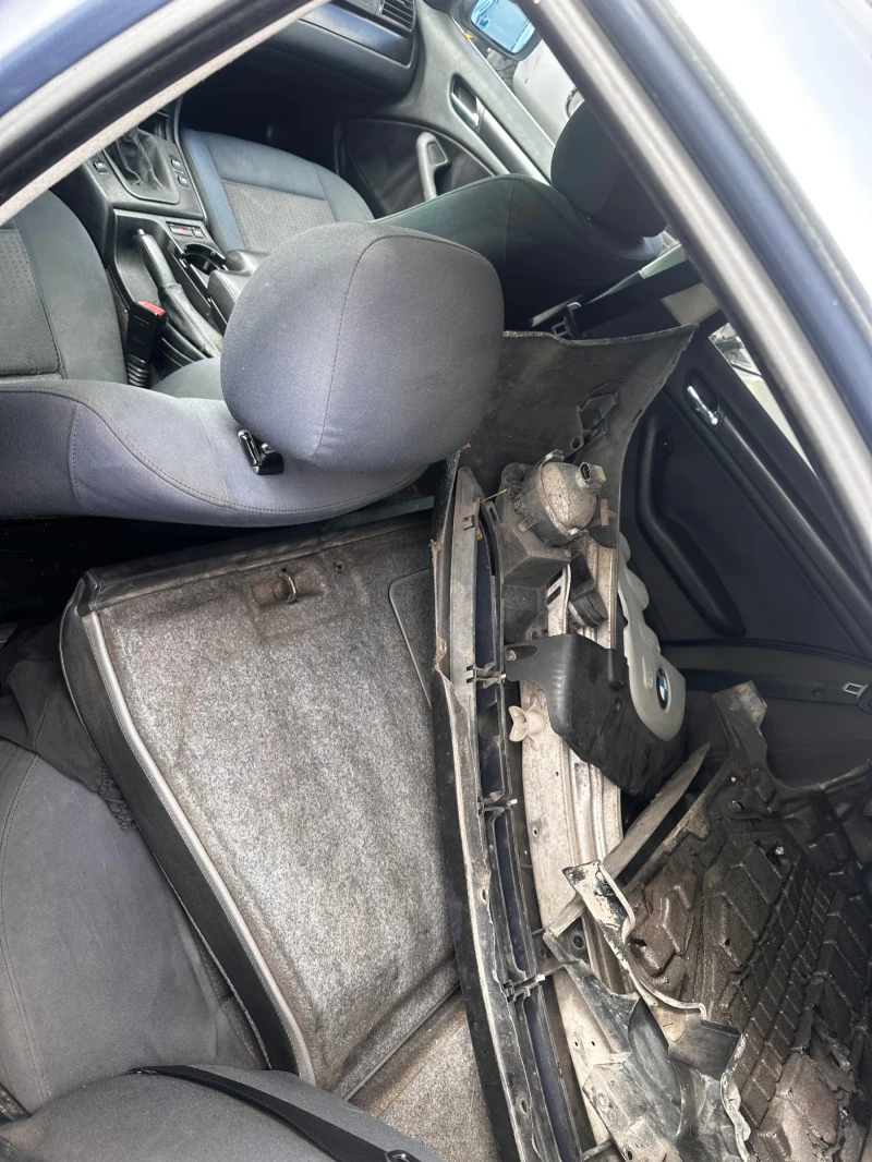 BMW 330, снимка 7 - Автомобили и джипове - 52719406