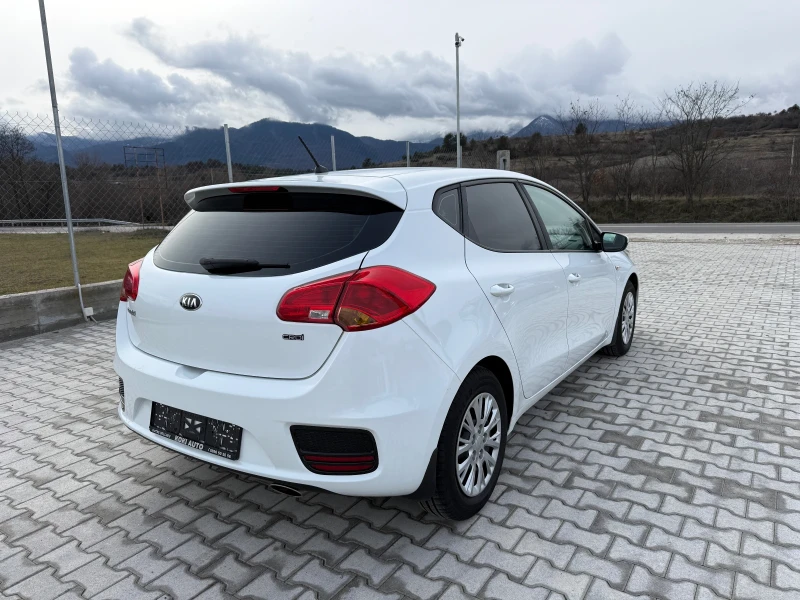 Kia Ceed 1.6 CRDI NAVI EURO6, снимка 5 - Автомобили и джипове - 53248253