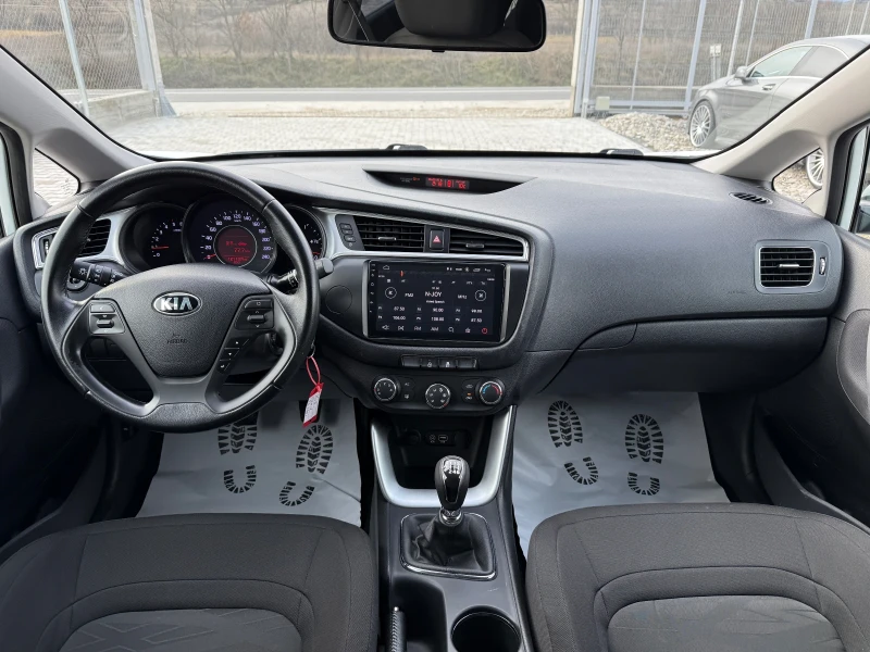 Kia Ceed 1.6 CRDI NAVI EURO6, снимка 15 - Автомобили и джипове - 53248253