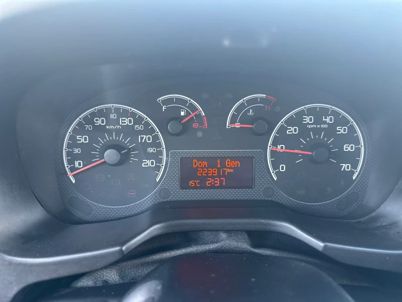 Fiat Qubo 1.3Mjet 75hp EURO 5B, снимка 13 - Автомобили и джипове - 53500577