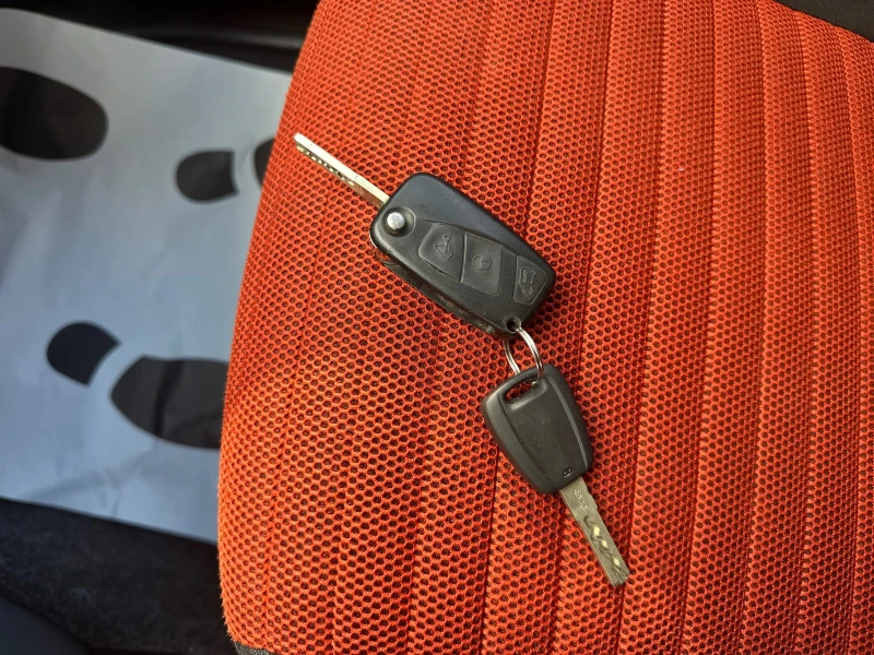 Fiat Qubo 1.3Mjet 75hp EURO 5B, снимка 12 - Автомобили и джипове - 53500577