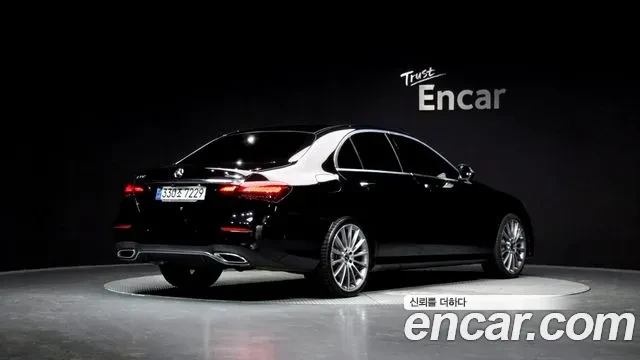 Mercedes-Benz E 350 4MATIC AMG Line | 2021 | Head-Up Display | 360  �� | Mobile.bg � ����������� 2