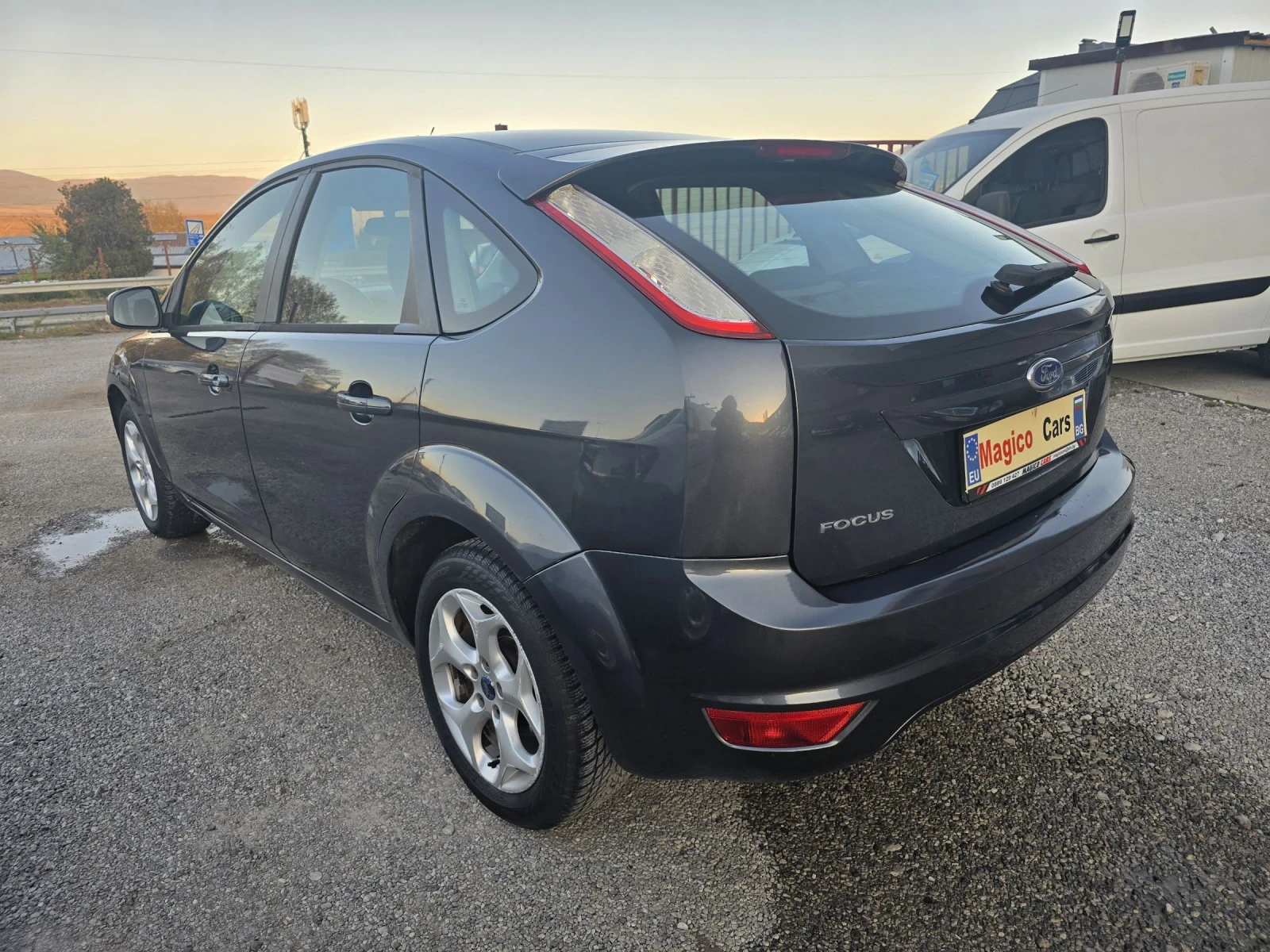 Ford Focus 1.6i GAZ - изображение 5