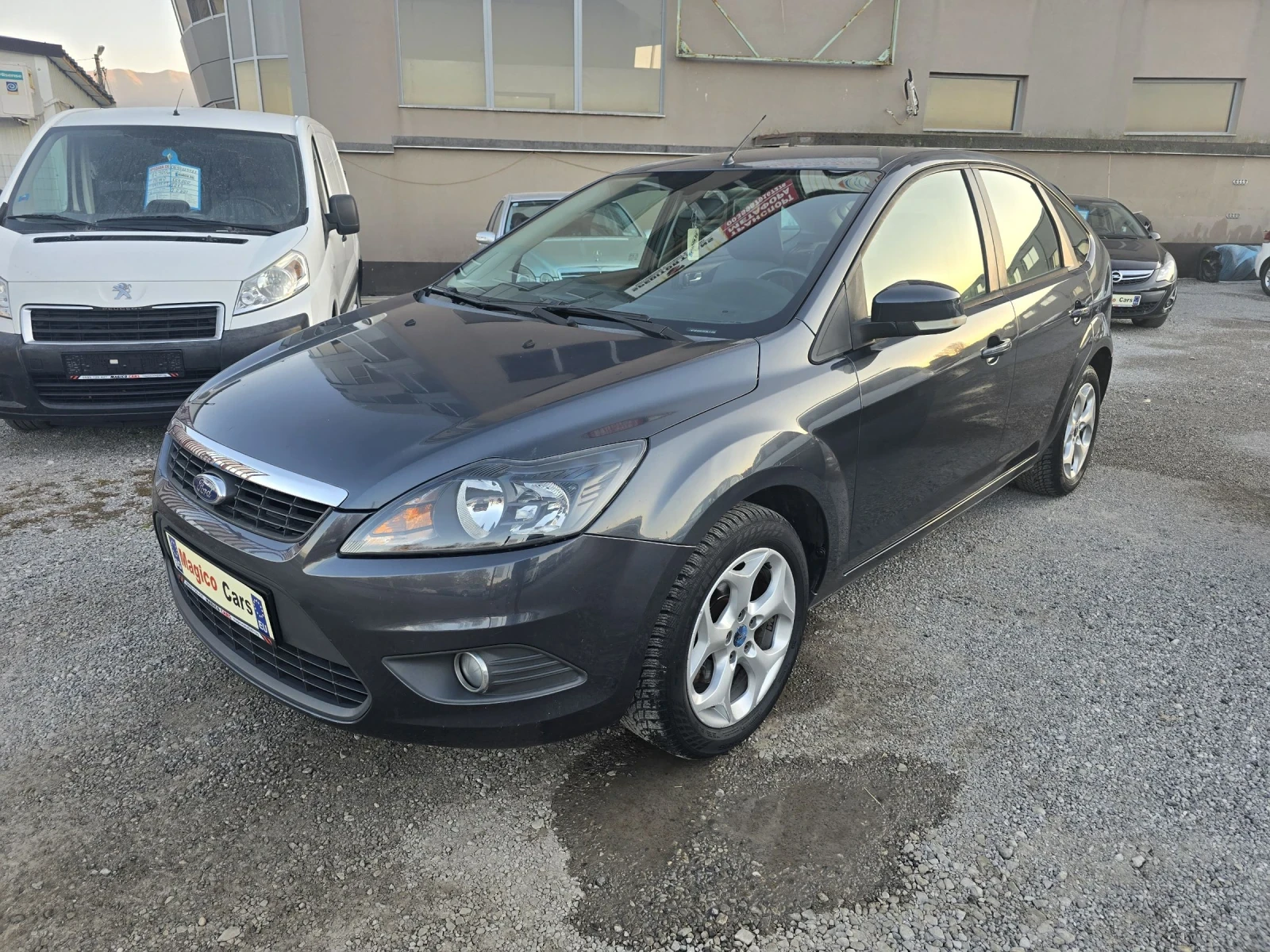 Ford Focus 1.6i GAZ - изображение 2