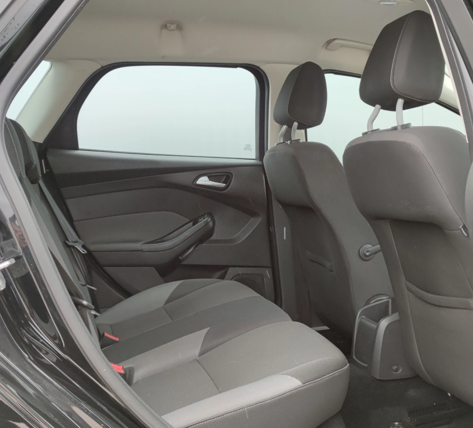 Ford Focus 1.6TDCI* 95к.с*  | Mobile.bg — изображение 11