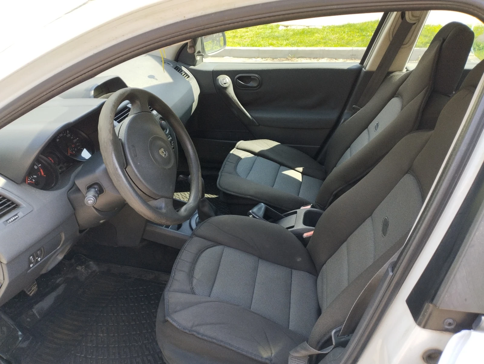 Renault Megane  - изображение 8