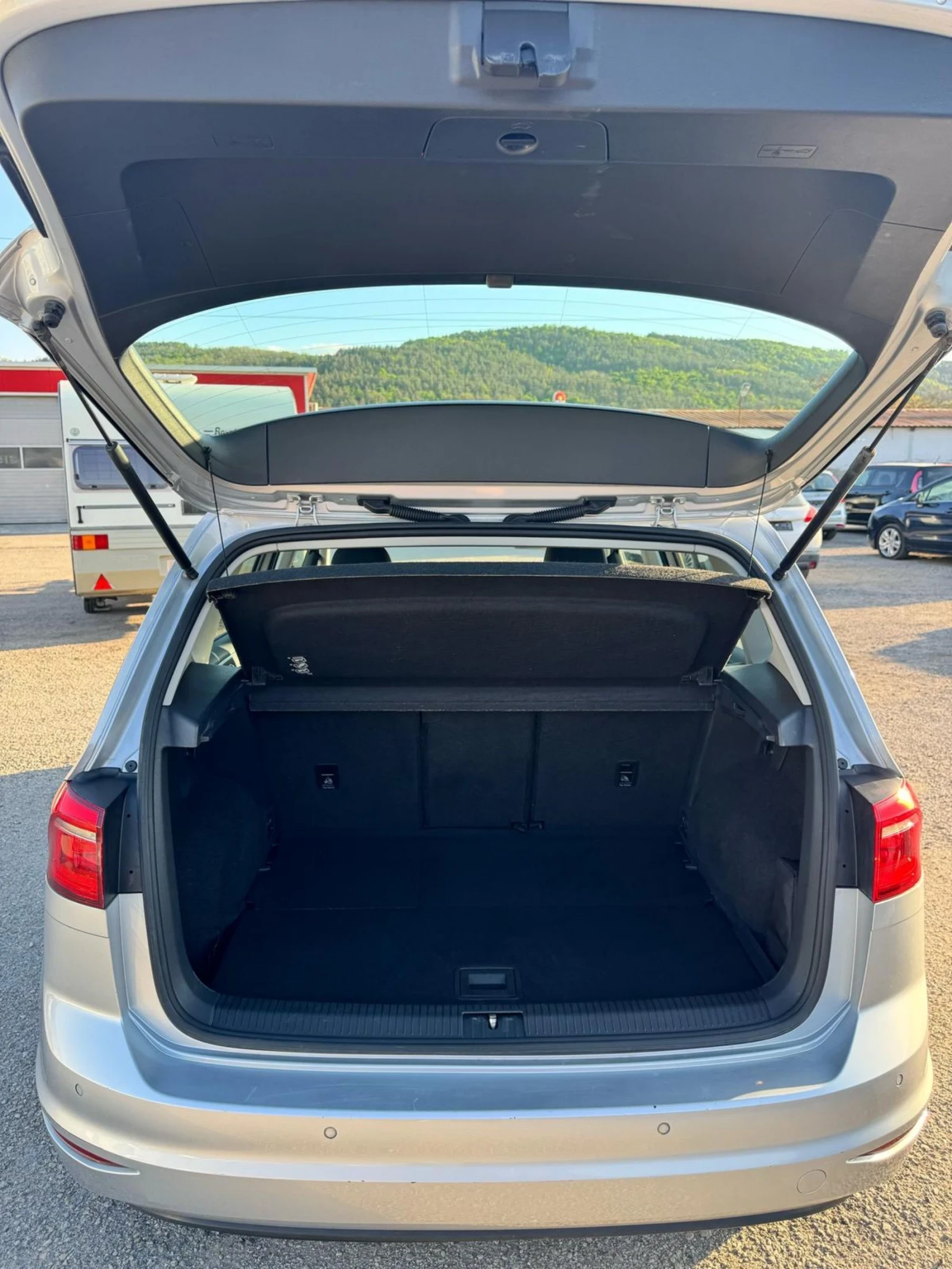 VW Golf 7, 1.6TDI, 90к.с., EURO 6, АВТОПИЛОТ  - изображение 4