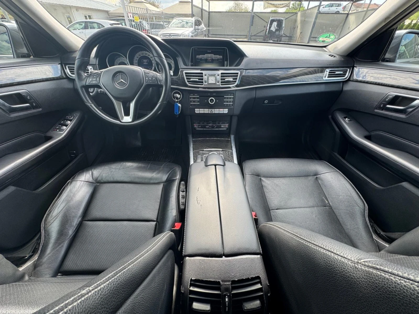 Mercedes-Benz E 220 Avangard  Ambient Full  7G - изображение 7