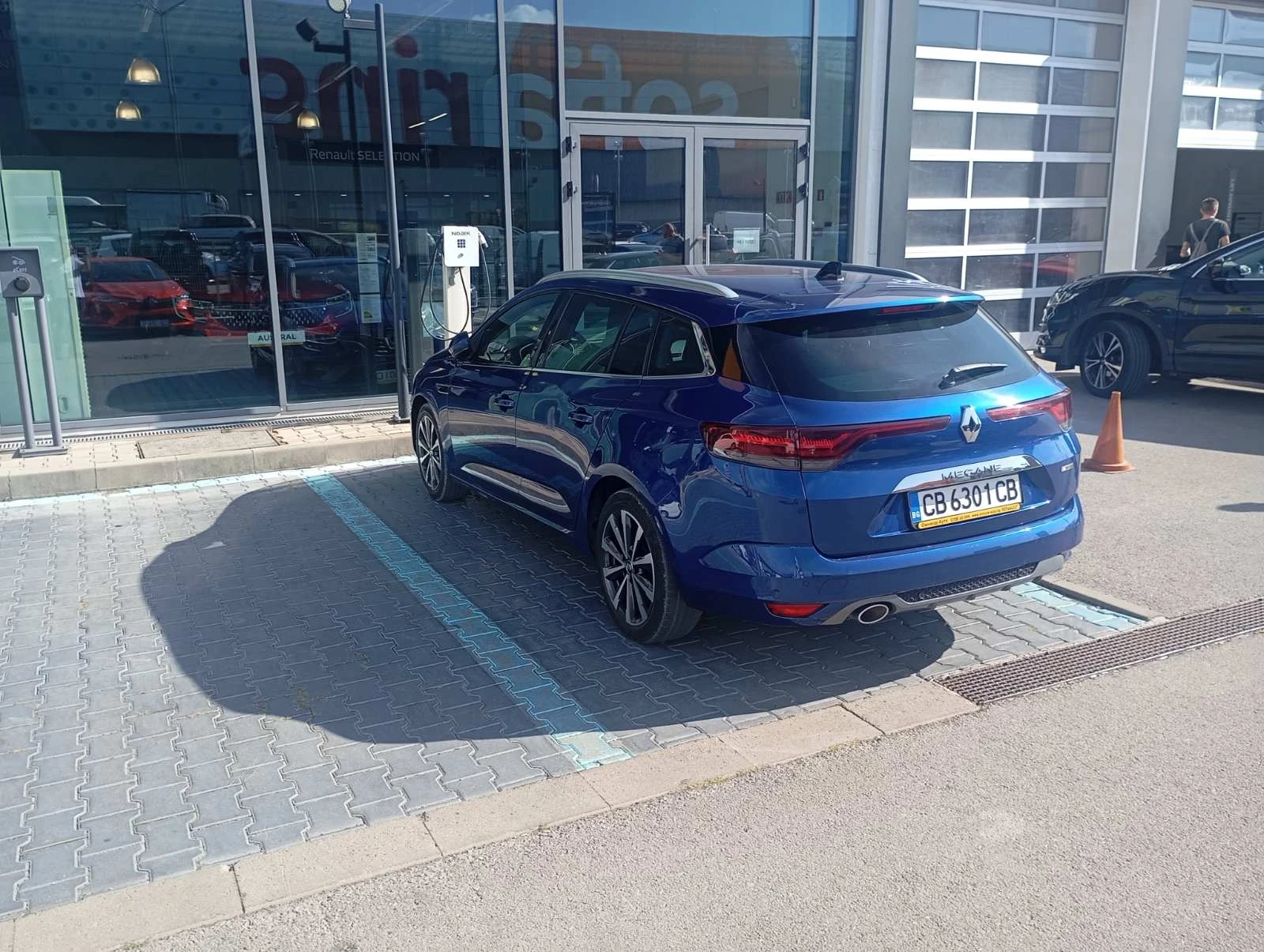 Renault Megane 1.33 tce, 160к.с., edc 7, Rs line - изображение 8