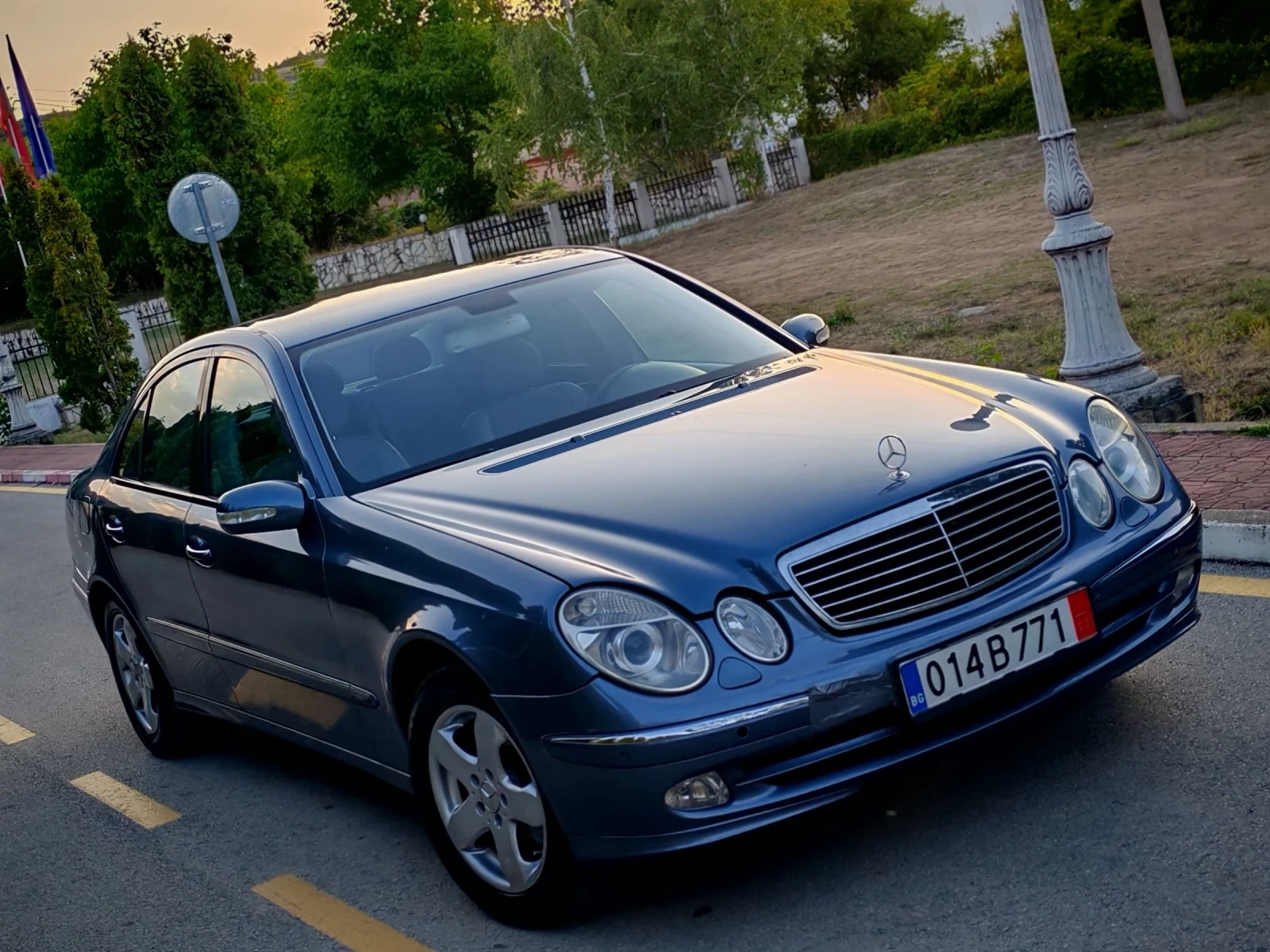 Mercedes-Benz E 270 2.7CDI(177)* АВТОМАТИК * AVANTGARDE* НОВ ВНОС *  - изображение 9