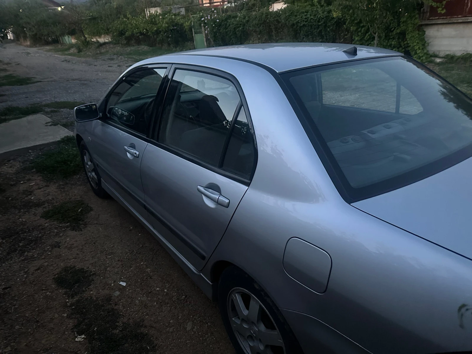 Mitsubishi Lancer  - изображение 4