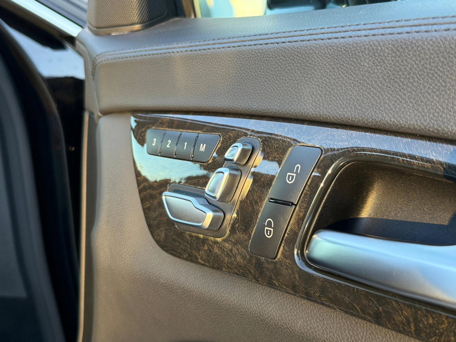 Mercedes-Benz CLS 350 d AMG 9G Tronic/  / 360  /  | Mobile.bg   13