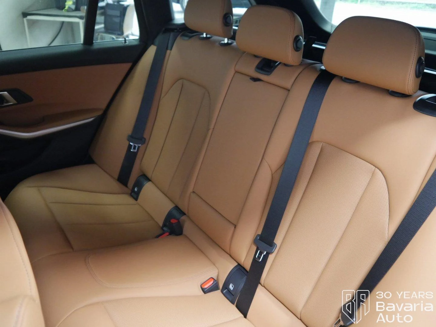 BMW 318 d Touring M Sport Paket Steptronic - изображение 8