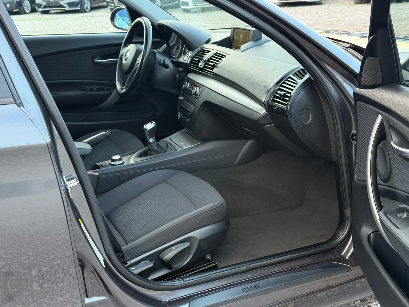 BMW 118 2.0D 143. * * * * * Face-Lift*  | Mobile.bg   11