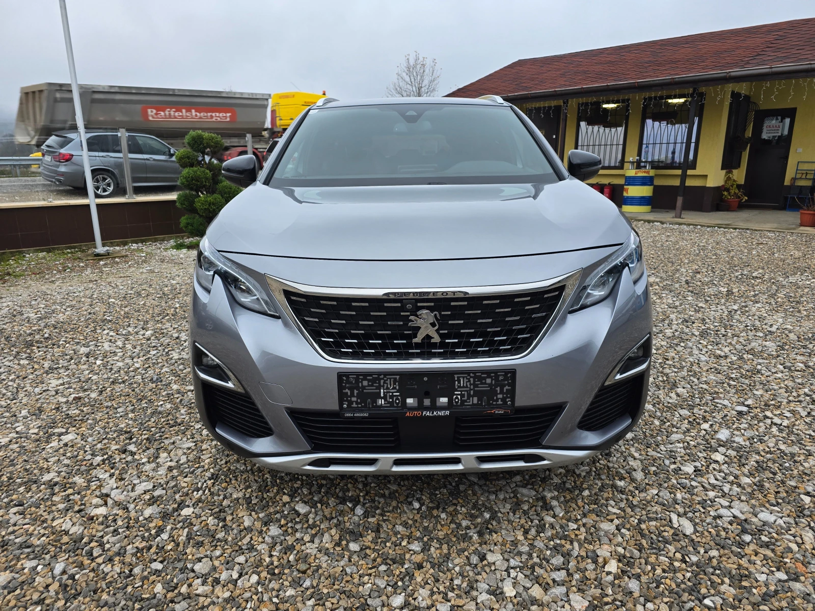 Peugeot 5008 1.5 GTline 131кс ! ! РЕАЛНИ КИЛОМЕТРИ - изображение 8