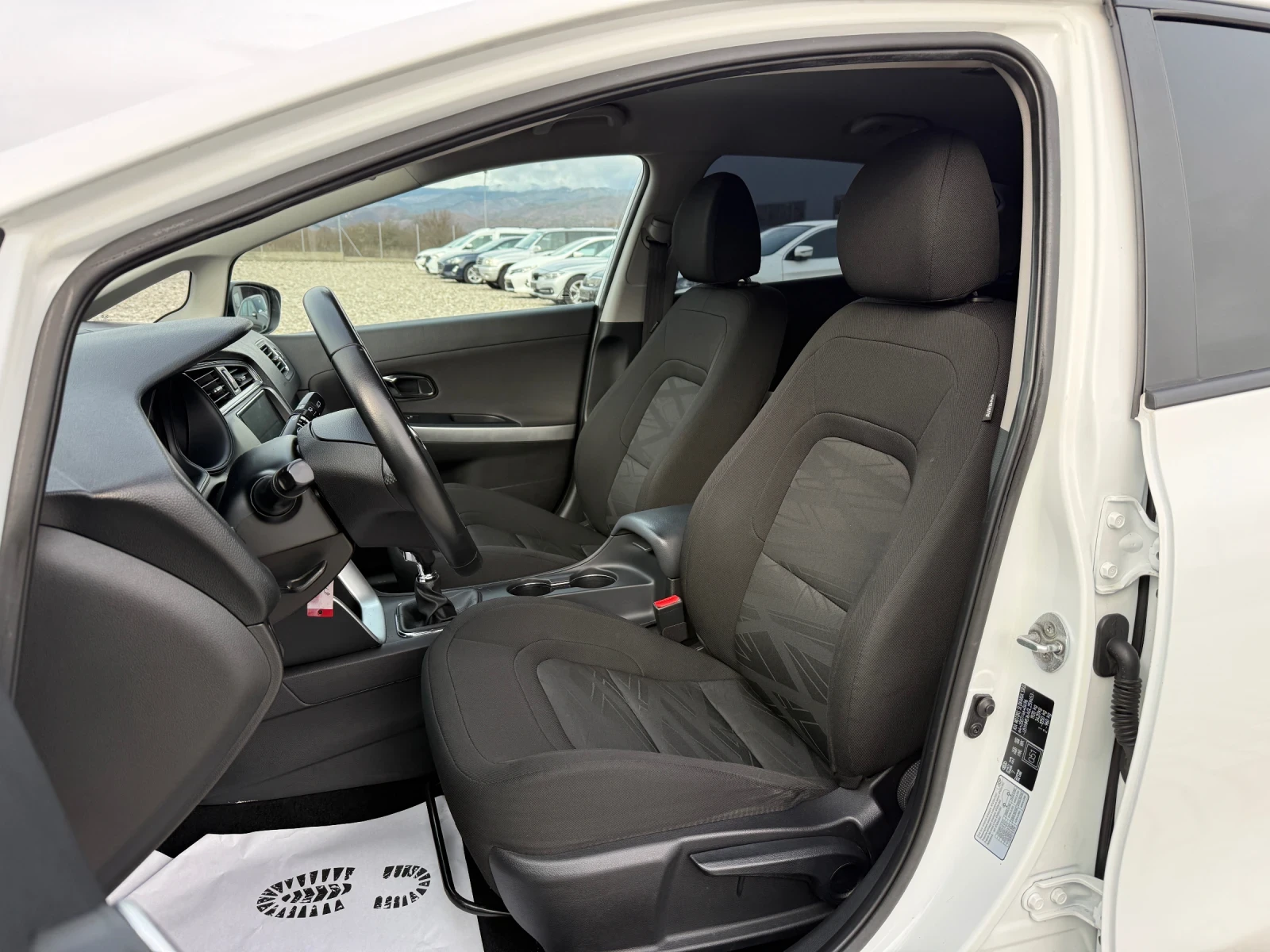 Kia Ceed 1.6 CRDI NAVI EURO6 | Mobile.bg � ����������� 11