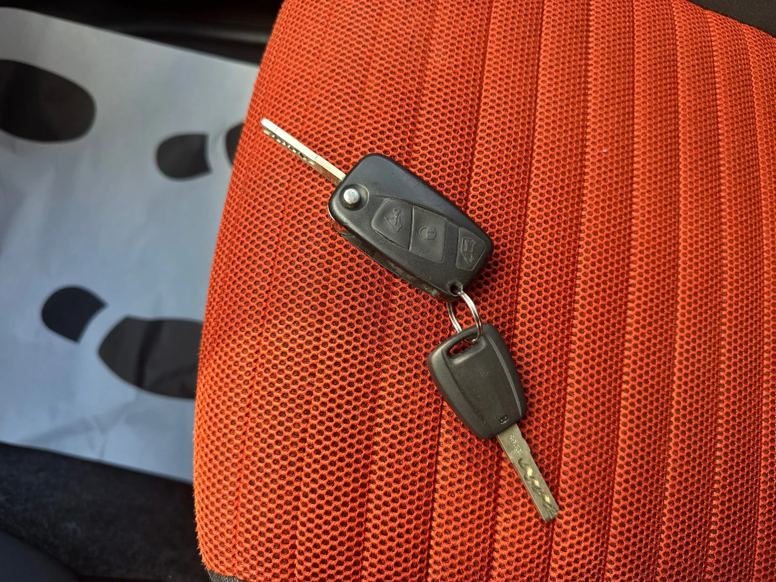 Fiat Qubo 1.3Mjet 75hp EURO 5B | Mobile.bg � ����������� 12