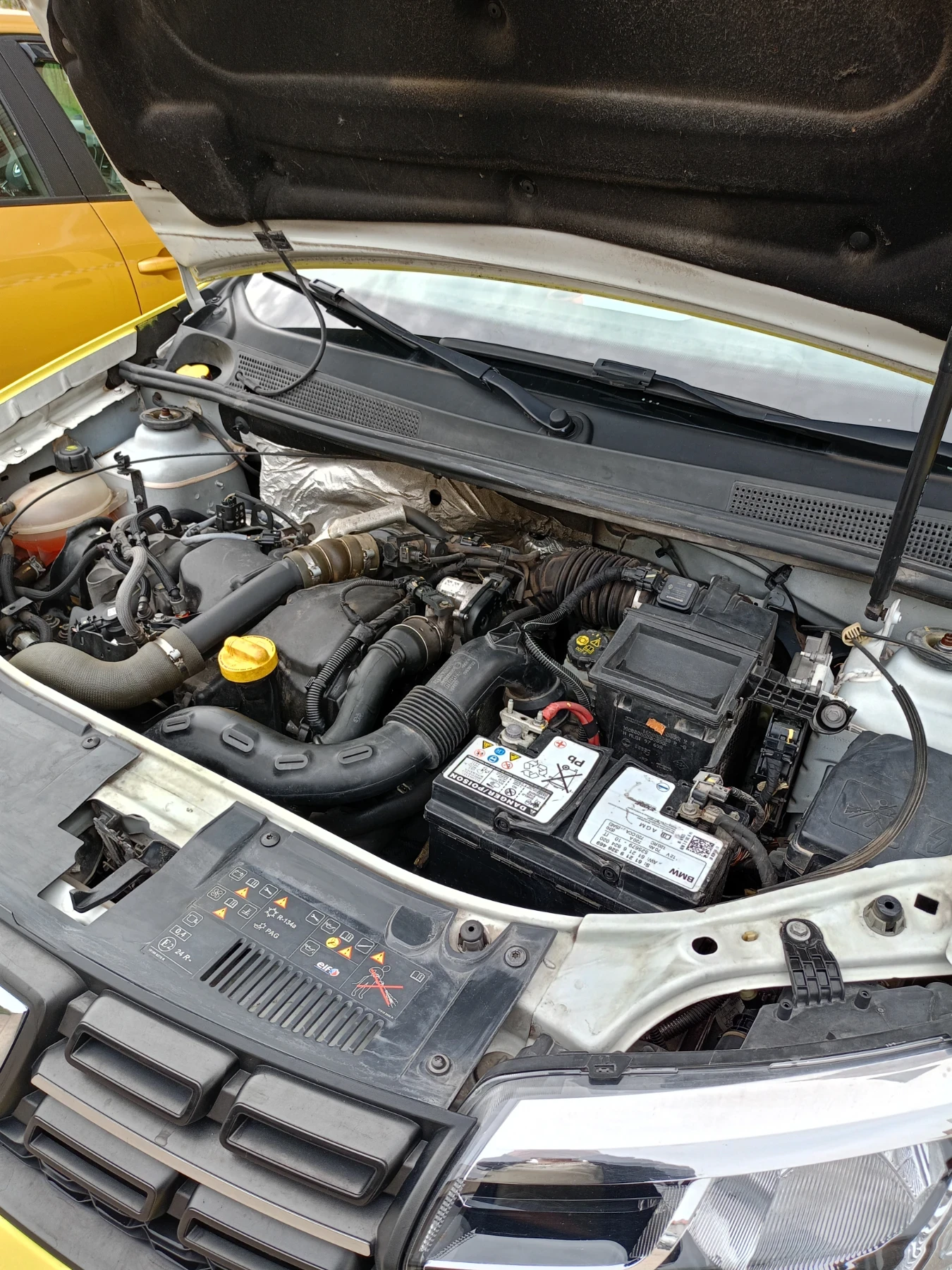 Dacia Sandero, снимка 14 - Автомобили и джипове - 54220828