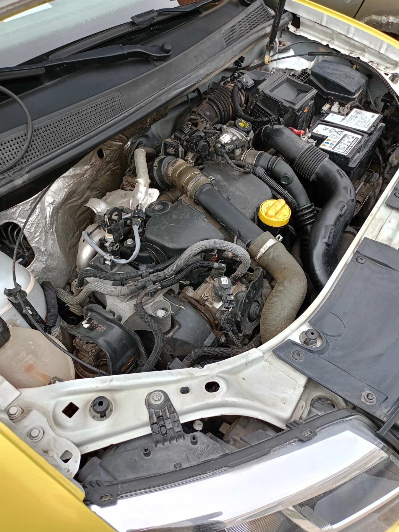 Dacia Sandero, снимка 15 - Автомобили и джипове - 54220828