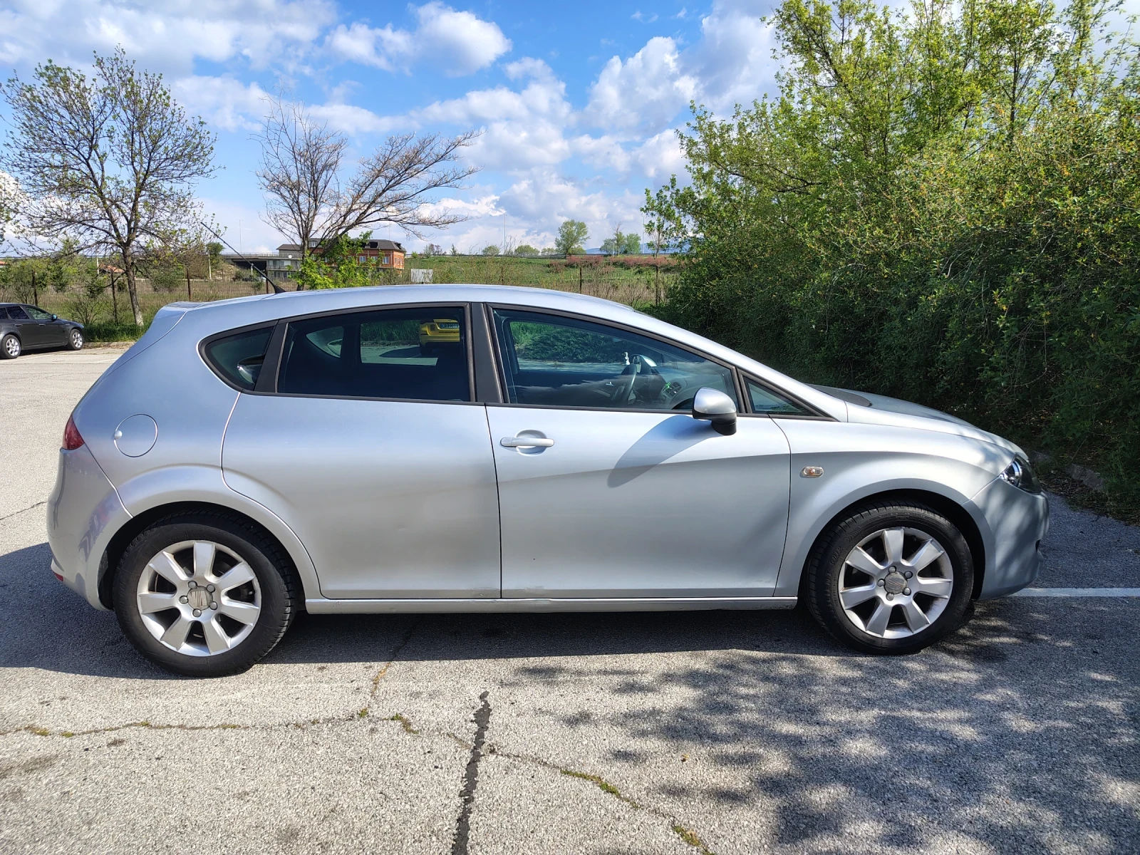 Seat Leon 1.9 TDI, снимка 8 - Автомобили и джипове - 54242060