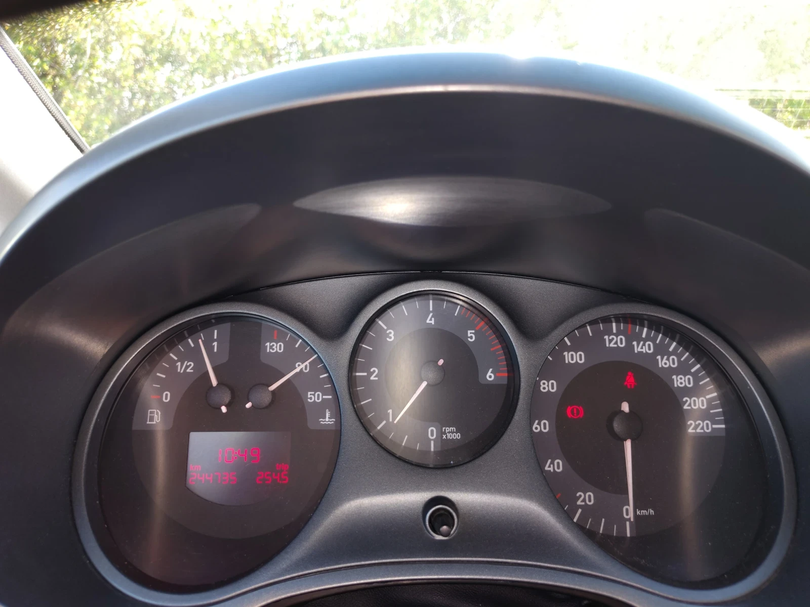 Seat Leon 1.9 TDI, снимка 4 - Автомобили и джипове - 54242060