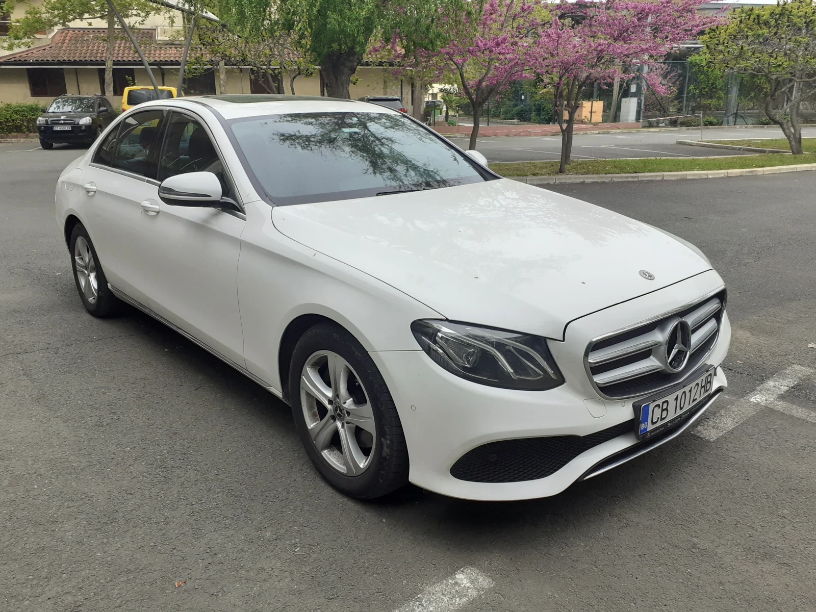 Mercedes-Benz E 200 4x4, снимка 5 - Автомобили и джипове - 54493621