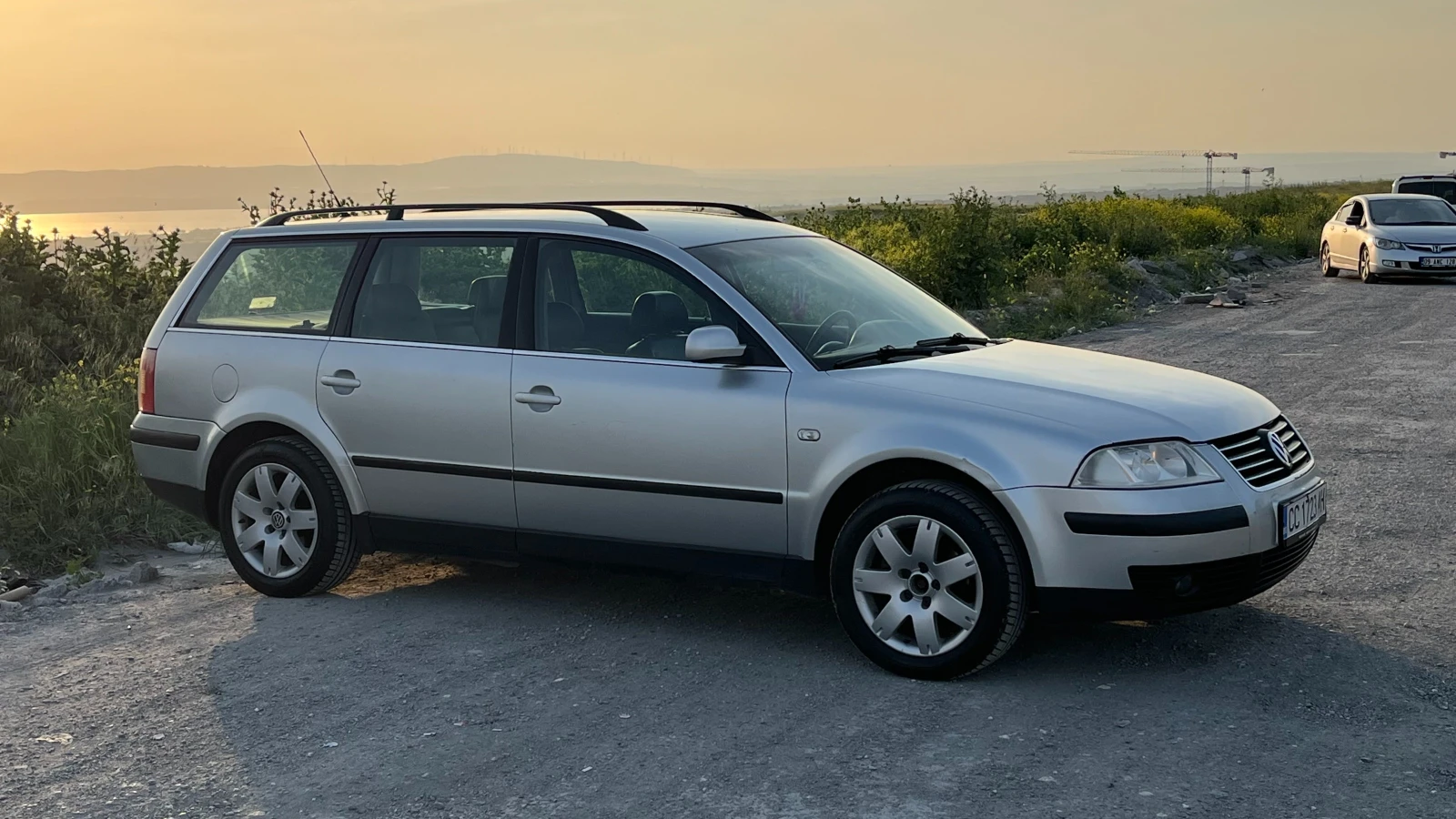 VW Passat 1.9 TDI AVF, снимка 12 - Автомобили и джипове - 54621805
