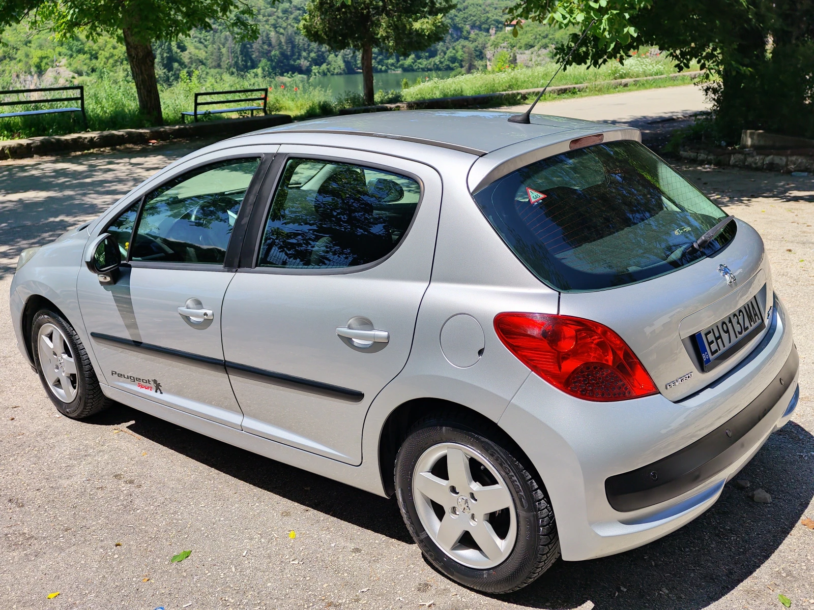 Peugeot 207, снимка 5 - Автомобили и джипове - 54771366