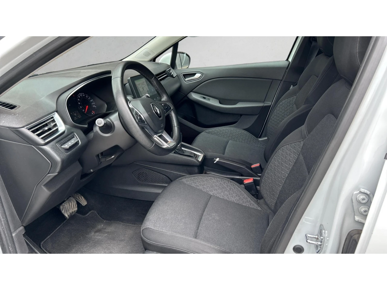 Renault Clio 1.0 TCe 100 A/T, Месечна вноска от 188  , снимка 11 - Автомобили и джипове - 54778382