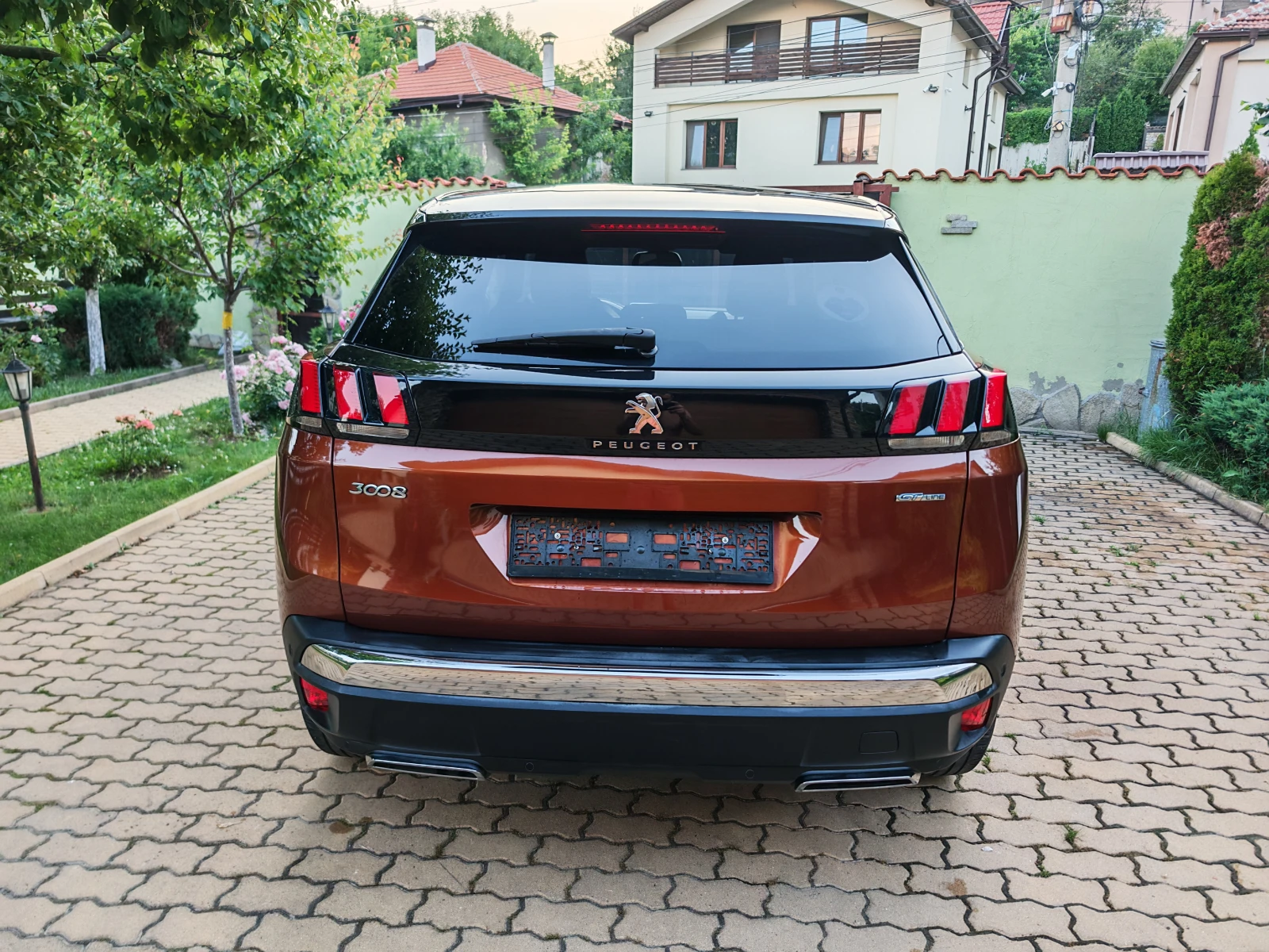 Peugeot 3008 2.0 HDI-GT LINE-КОЖА-НАВИГАЦИЯ-КАМЕРА, снимка 5 - Автомобили и джипове - 55098921