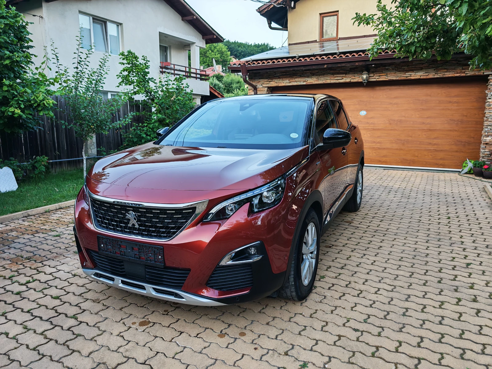 Peugeot 3008 2.0 HDI-GT LINE-КОЖА-НАВИГАЦИЯ-КАМЕРА