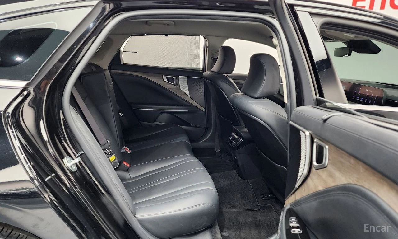 Kia K8 2.5* NOBLESSE* ПОДГРЕВ* ОБДУХВАНЕ* LANE* ASSIST* 3, снимка 14 - Автомобили и джипове - 55403437